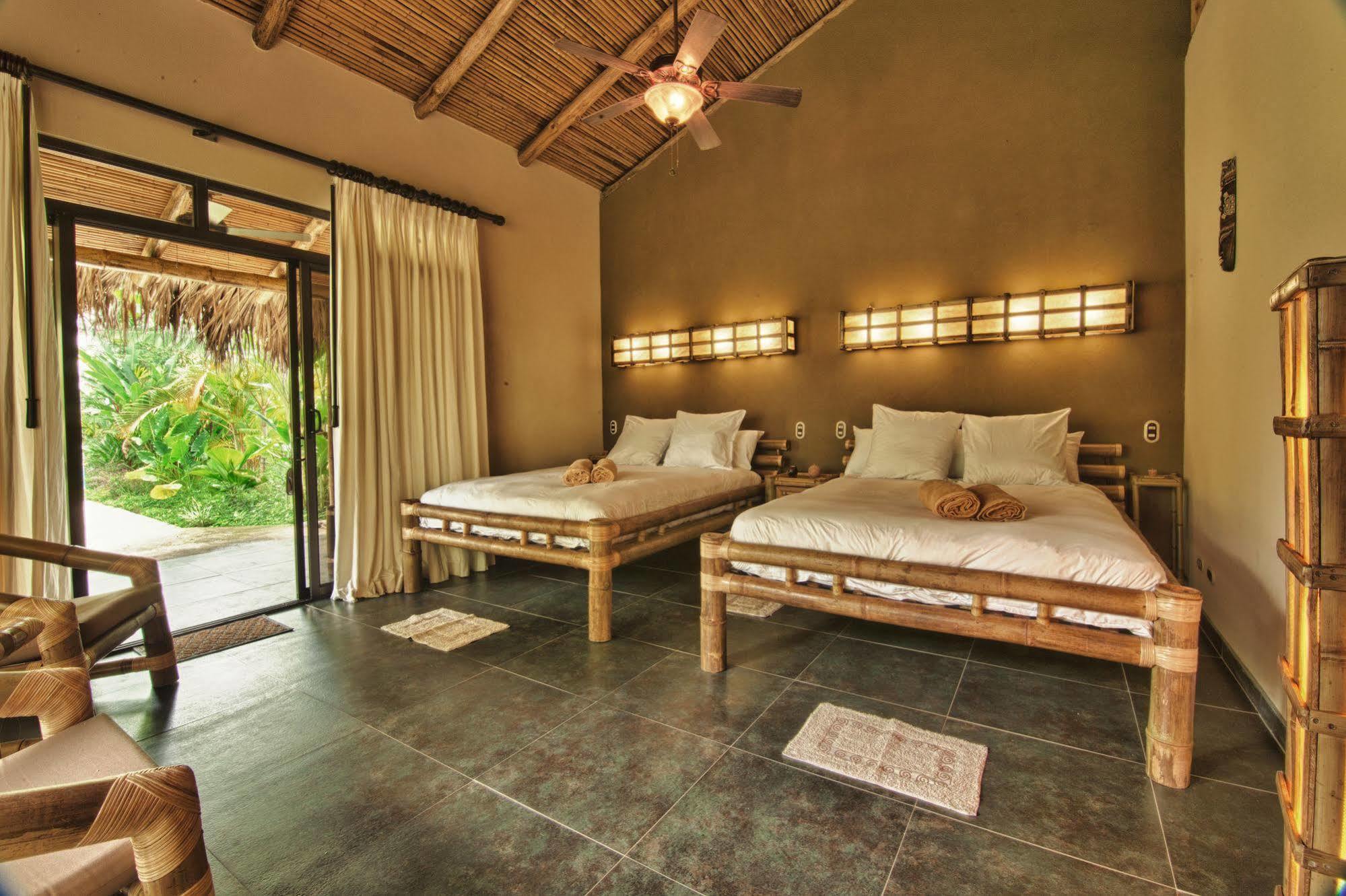 Clandestino Beach Resort Parrita Rum bild