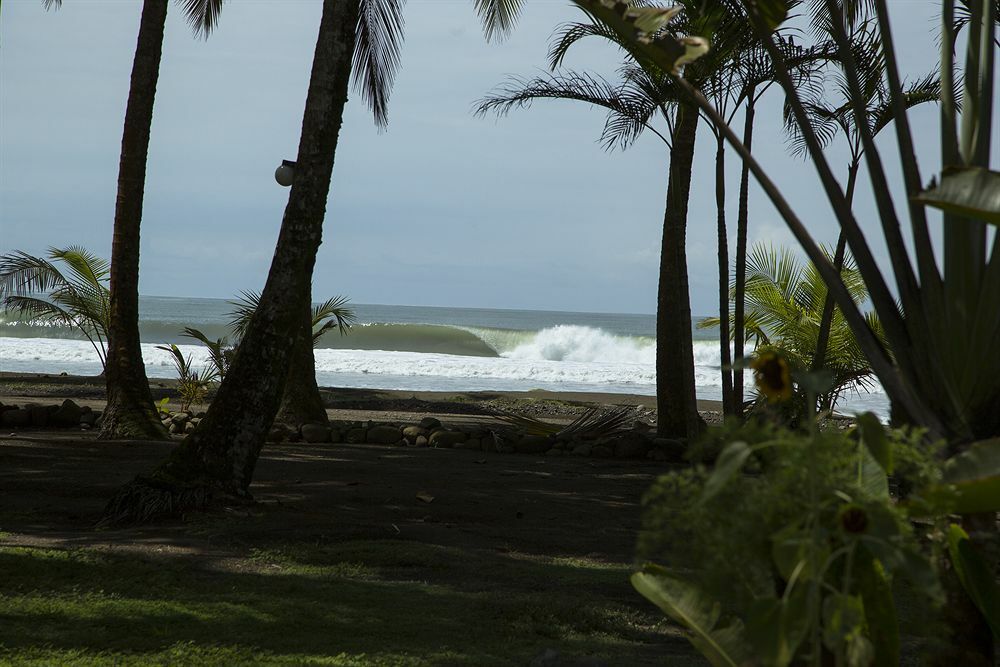 Clandestino Beach Resort Parrita Exteriör bild